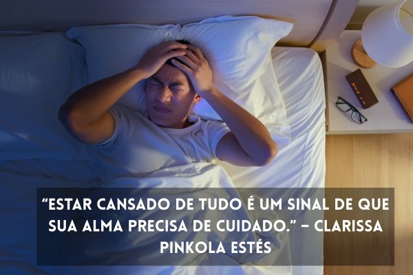cansado de tudo homem deitado com a mão na cabeça