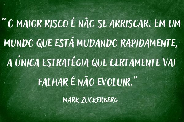 frases de evoluir frase de evoluir com fundo verde