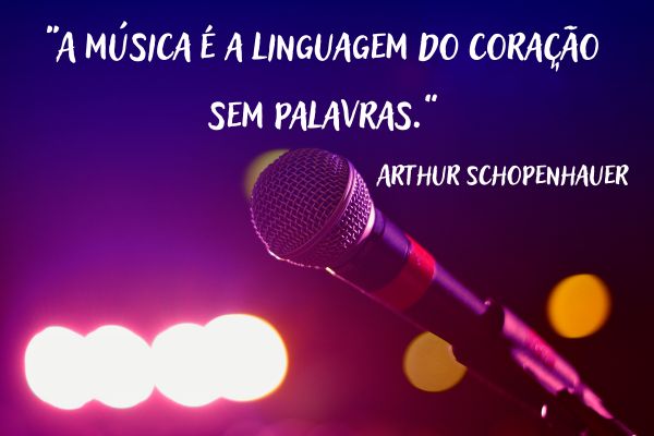 frases sobre música microfone com luzes no fundo