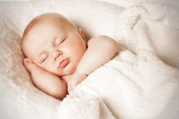 fases da vida bebê dormindo