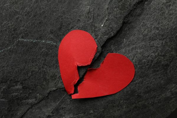 30 Frases sobre Relacionamento em Crise: Palavras que Curam e Inspiram o Recomeço