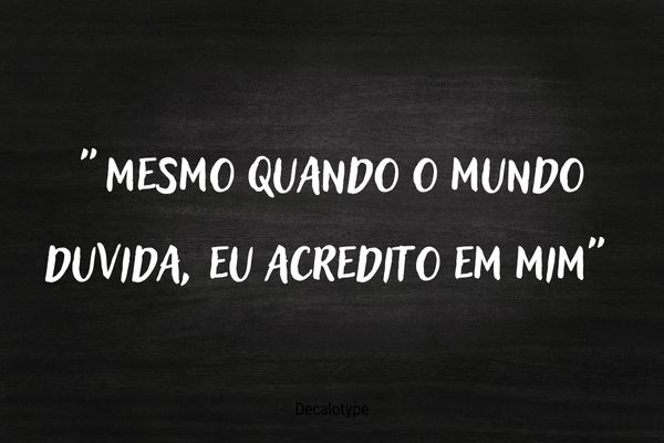 frases capita marvel quadro negro com frase capitã marvel
