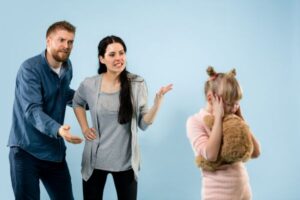 Pais Tóxicos: Descubra as 10 Características e as Consequências