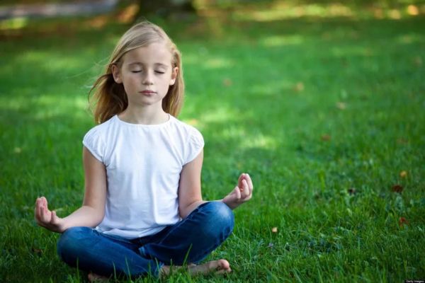 criança mindfulness Mindfulness para Pais e Filhos: Guia Completo de Prática e Benefícios