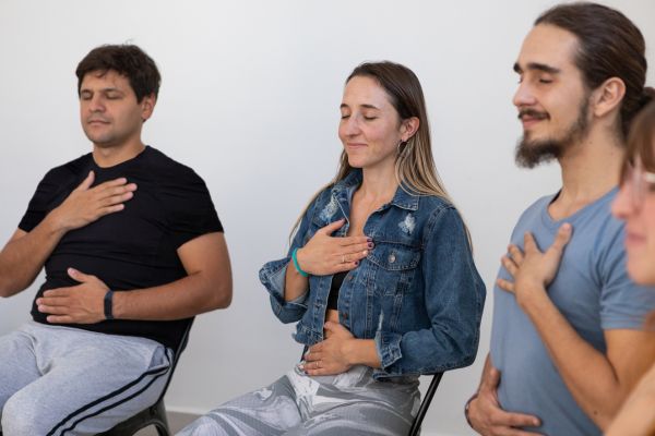grupo de mindfulness 5 Práticas de Mindfulness para Harmonizar no trabalho e Bem Estar