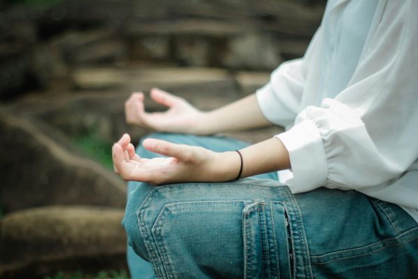 mindfulness - trabalho - ansiedade Mindfulness e Ansiedade no Trabalho: Estratégias Comprovadas para Reduzir o Estresse