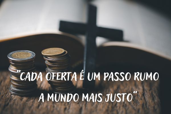 frases de dízimo fuma cruz e moedas com uma bíblia