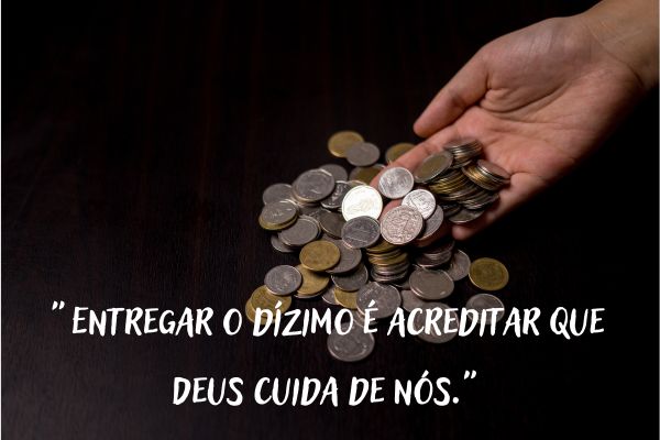 frases do dízimo uma mão soltando várias moedas